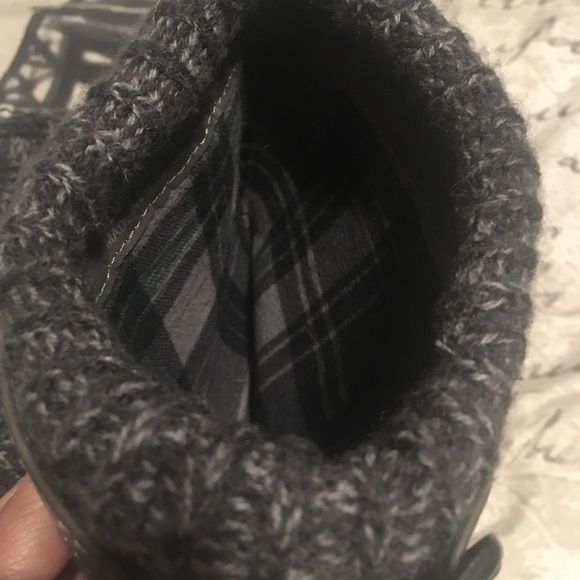 Vintage 93 Gray Cuffed Mid-Calf Boots (size 7) - Picture 6 of 6